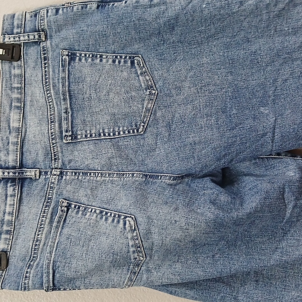“SO” Distressed High Rise Mom Jeans Size 15 - Picture 7 of 7